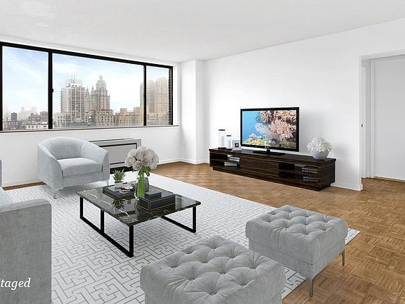3rd image of 45 W 67th St APT 21F