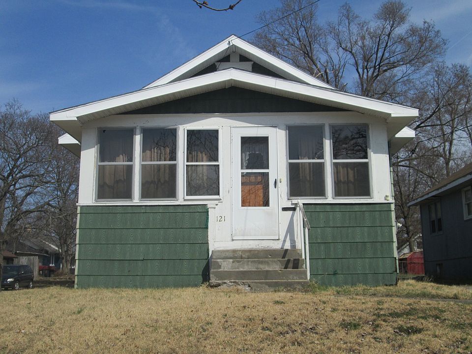 121 Vale St.