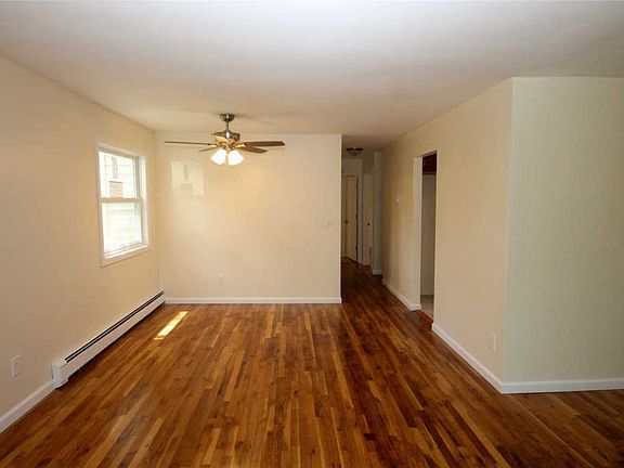 4th image of 44 S 25th St