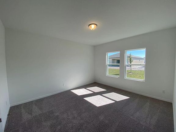 5th image of 5872 Bullock Pl
