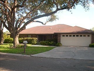 5th image of 814 Fairway Dr