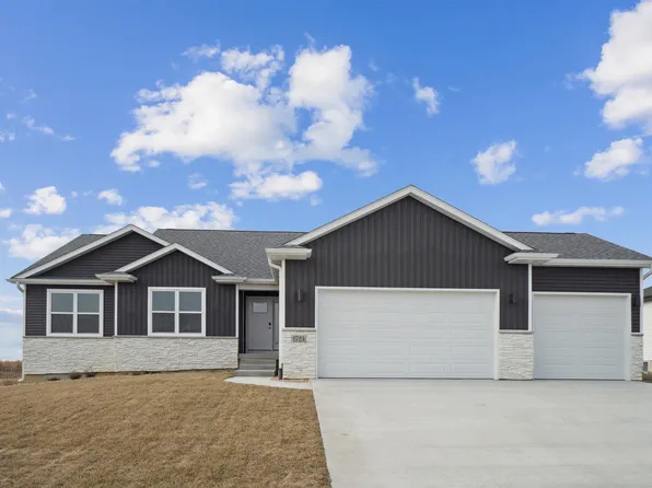 1724 Dalton St, Jesup, IA 50648