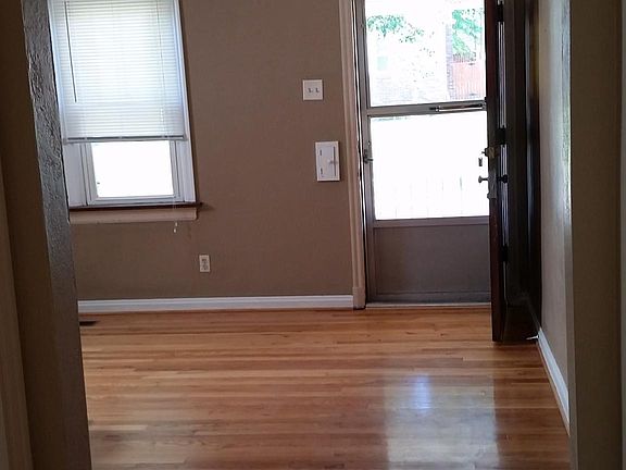 4th image of 6732 Dolan Pl