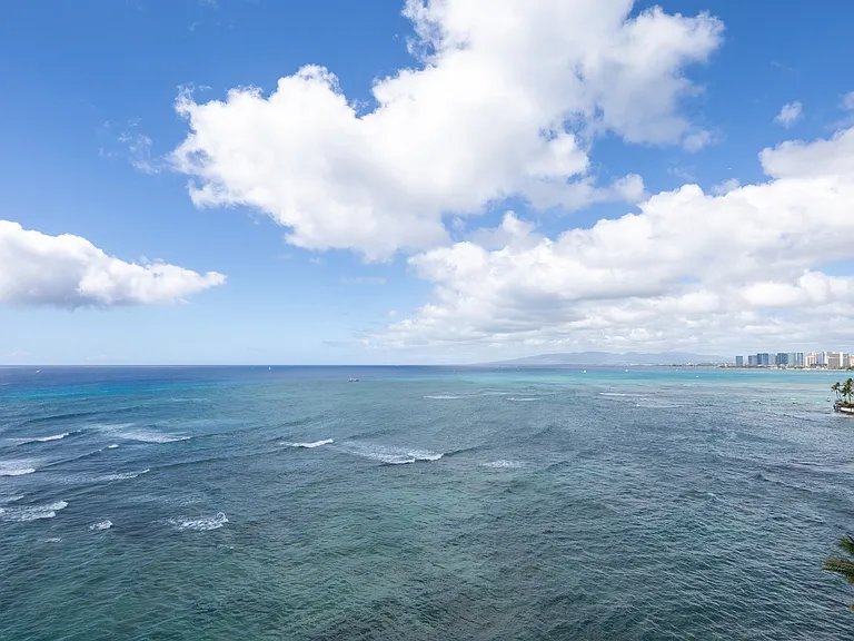 3065 Kalakaua Ave #Penthouse 1 — Photo 19