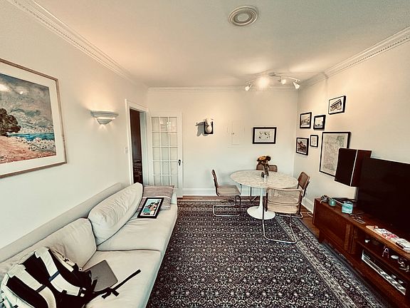 4th image of 285 Harvard St APT 412