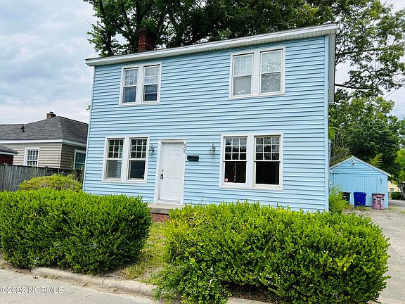 2nd image of 905 E 4th St