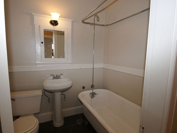 5th image of 629 St Helens Ave APT 3B