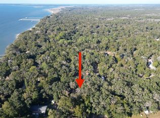 33 Mosse Rd, Saint Helena Island, SC 29920