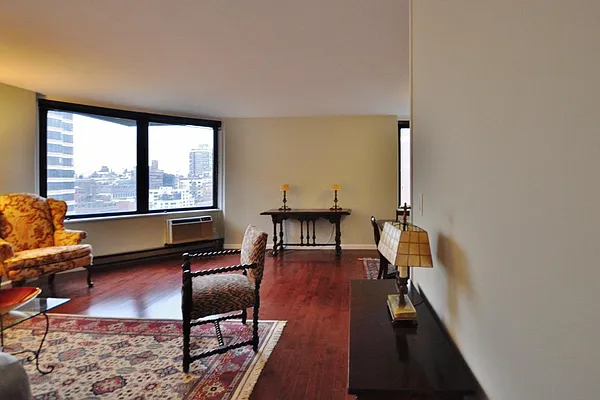 Rented by Corcoran | media 46