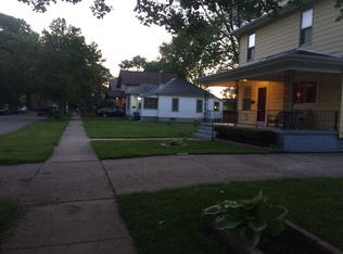 1008 W Vine St, Champaign, IL 61821