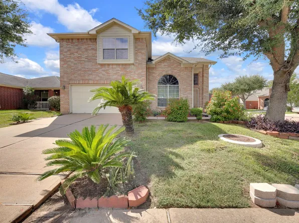 16302 Goanna Ct, Sugar Land, TX 77498