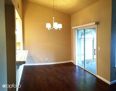 3rd image of 7342 Lighthouse Dr