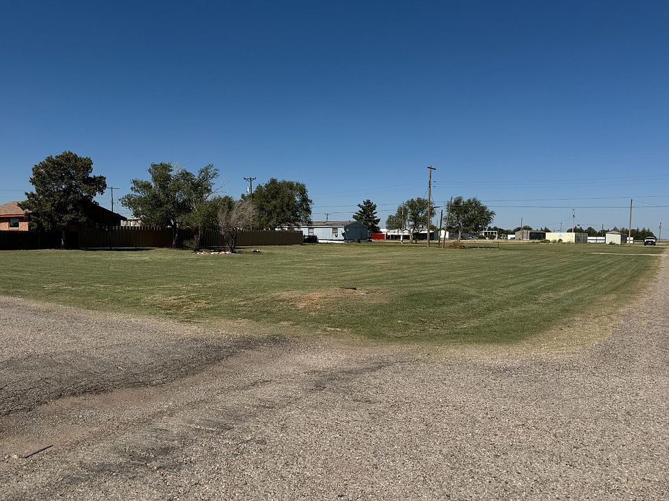 1st image of 301 N Plains Ave