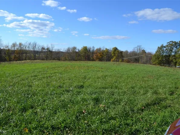 Apollo Rd NE, Salineville, OH 43945