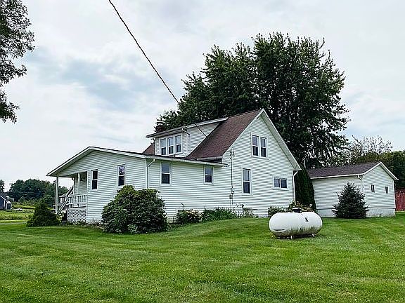 3rd image of 12589 Liberty Chapel Rd