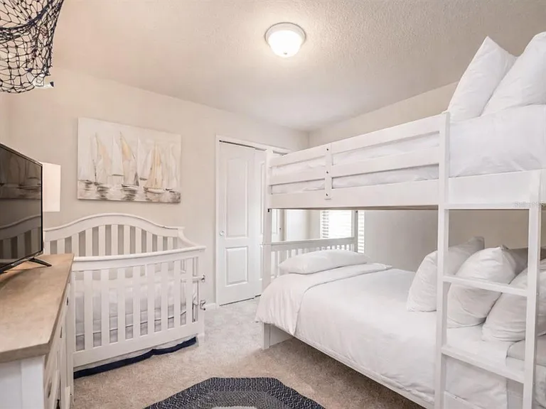 8952 Rhodes St — Photo 10