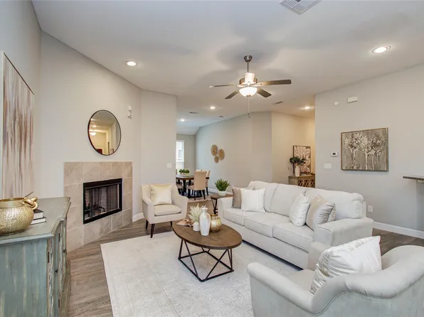 19029 Villa Ln, Montgomery, TX 77356