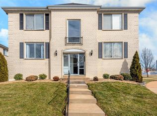 10011 Chardin Way APT 1, Saint Louis, MO 63128