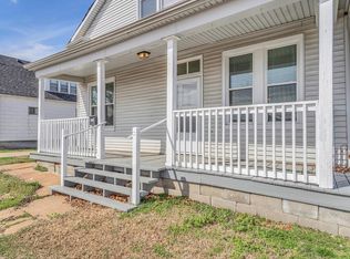 215 Courtland Ave, Saint Louis, MO 63125