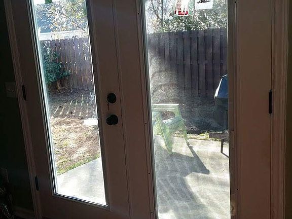 3rd image of 251 Ross Ct