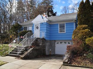 23 Clinton Ave, Hastings On Hudson, NY 10706