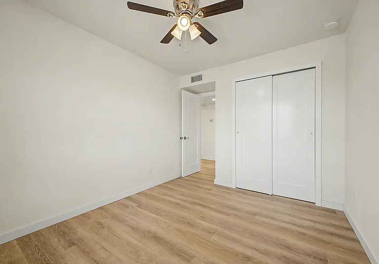 3430 E Poinsettia Dr — Photo 22