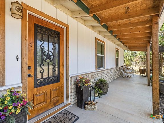 3rd image of 370 County Road 3106