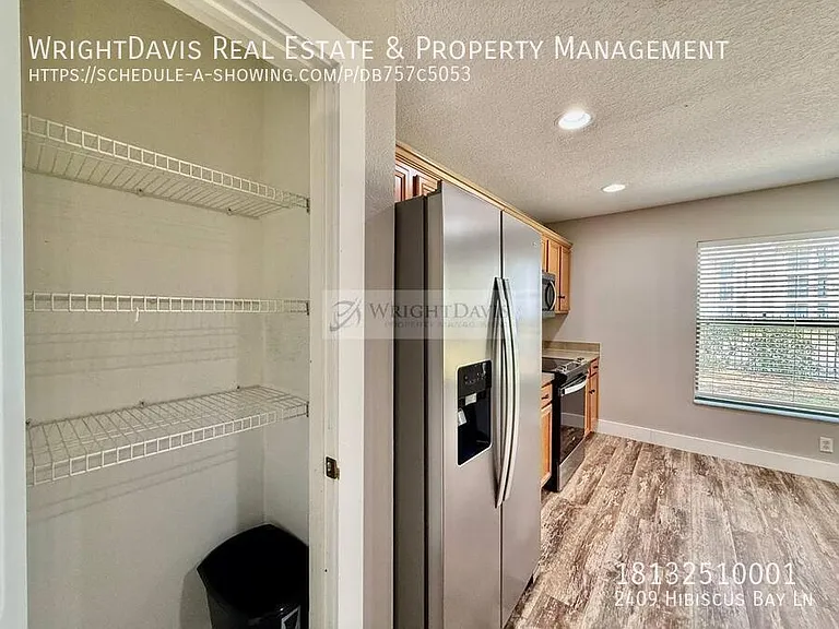 2409 Hibiscus Bay Ln — Photo 17
