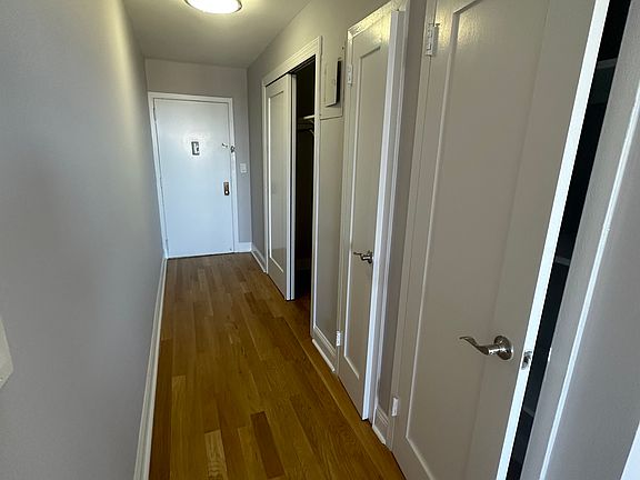 5th image of 2040 Bruckner Blvd APT 11J