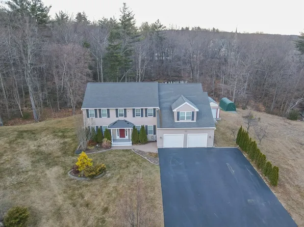 216 Roosevelt St, Fitchburg, MA 01420