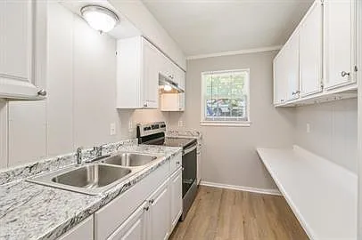 1309 E 1st Ave #103 — Photo 6