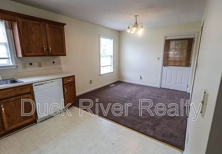 617 Wilderness Trl — Photo 7