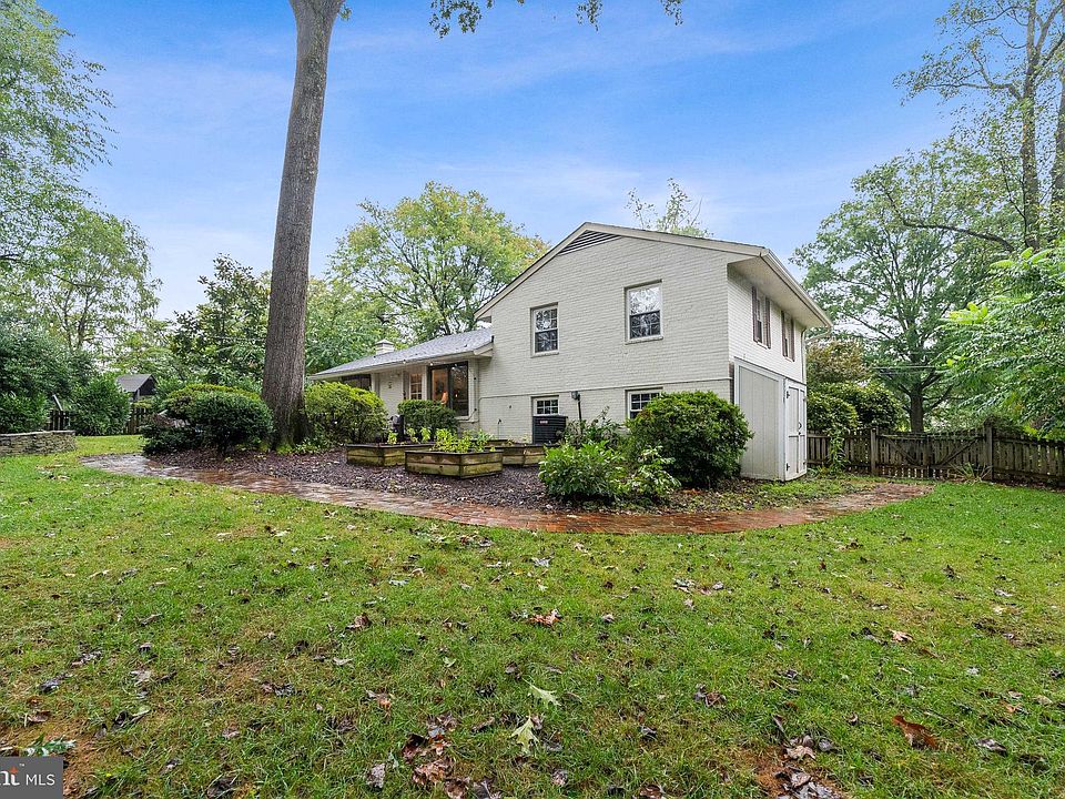 7505 Axton St, Springfield, VA 22151 Zillow
