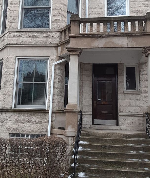1st image of 2510 N Mozart St #1