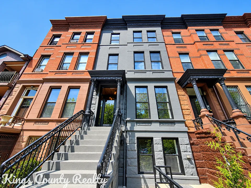 141 Herkimer St #2