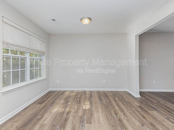 5th image of 621 Cherry St