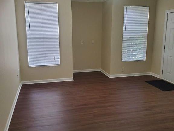 4th image of 17904 Villa Creek Dr