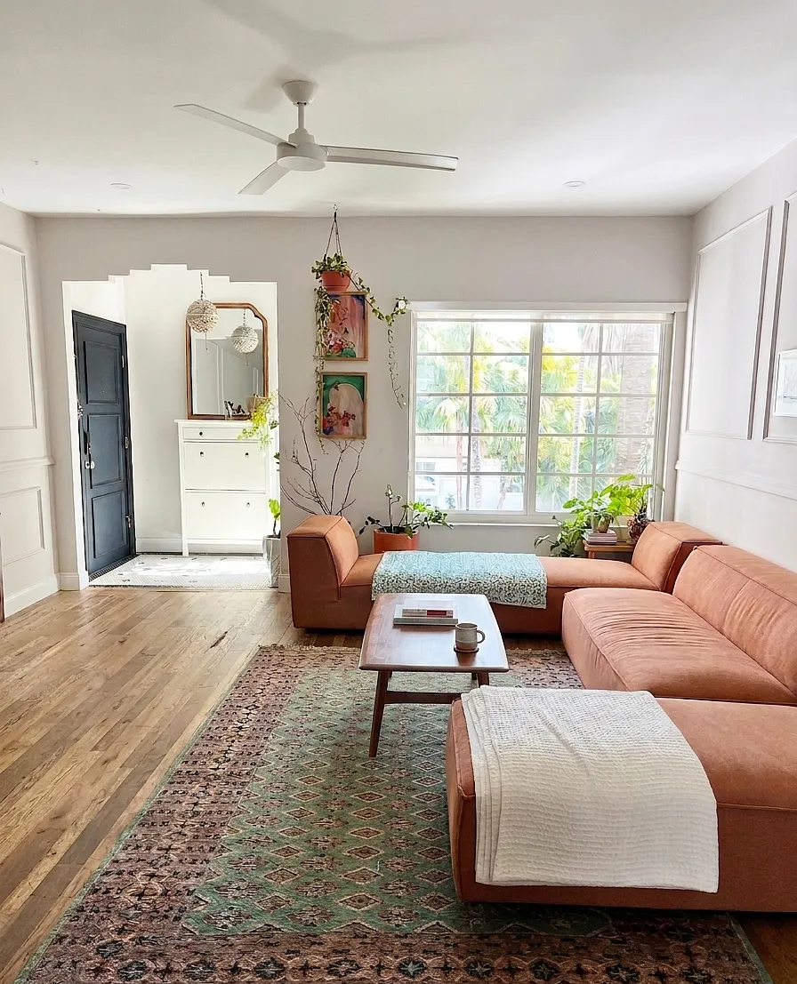 living room - 831 10th St #8