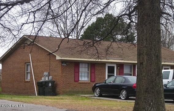 5th image of 1702 Birchwood Drive SE