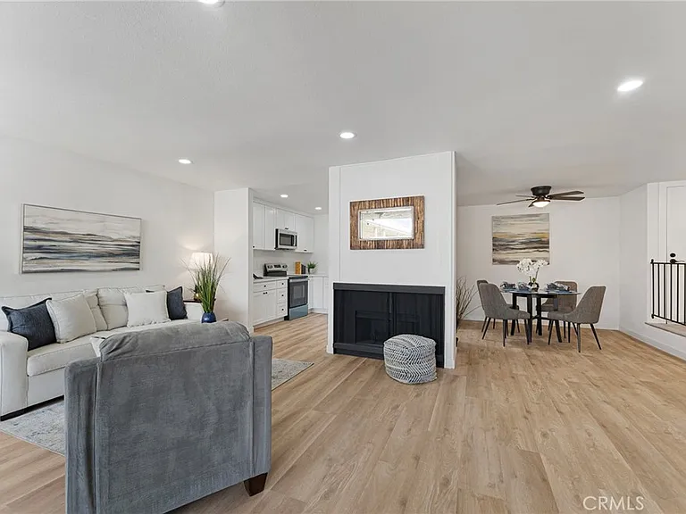 125 N Allen Ave #125 — Photo 16