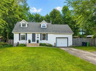 30 Pleasant St, Kentville, NS B4N1E8
