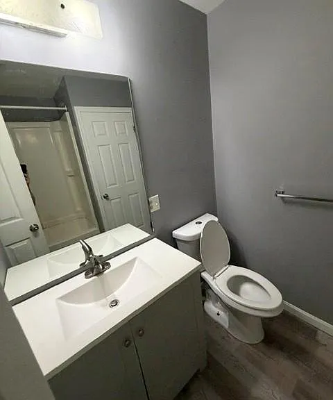 6226 Stanford Ct — Photo 4