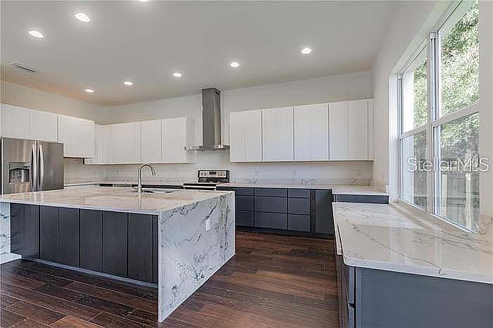 Kitchen Island