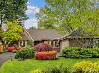 9000 NE 10th St, Bellevue, WA 98004