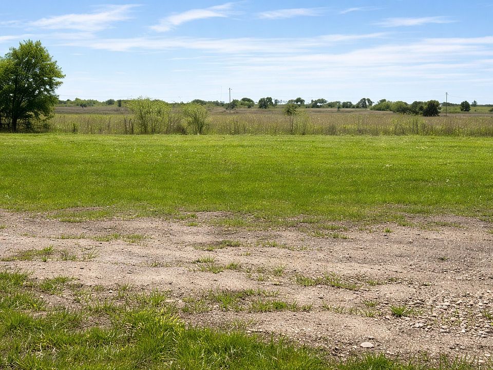 2nd image of County Road 4833