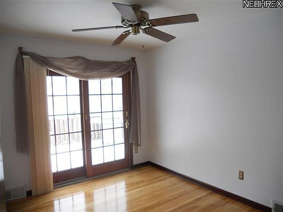 5th image of 5712 Defiance Ave