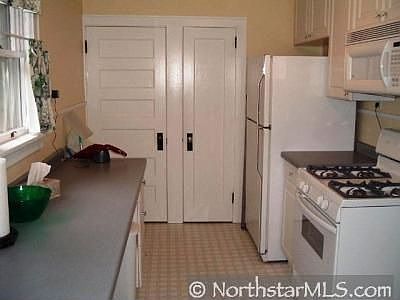 2nd image of 1302 Hague Ave
