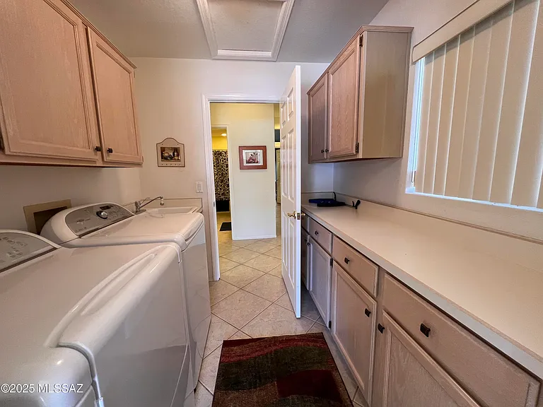 1851 E Lone Rider Way — Photo 27