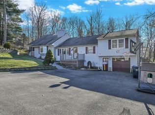 11 Sunset Rd, Highland Mills, NY 10930