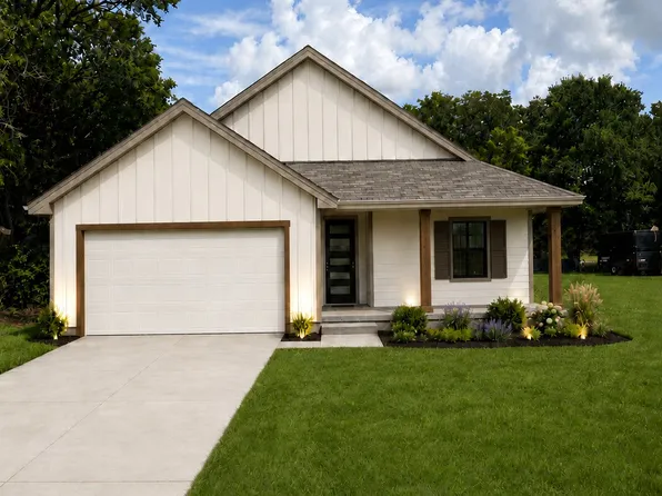 1104 Boone St, Cleburne, TX 76031
